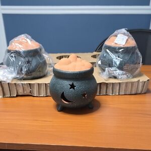 Black Cauldron Ceramic Decorations